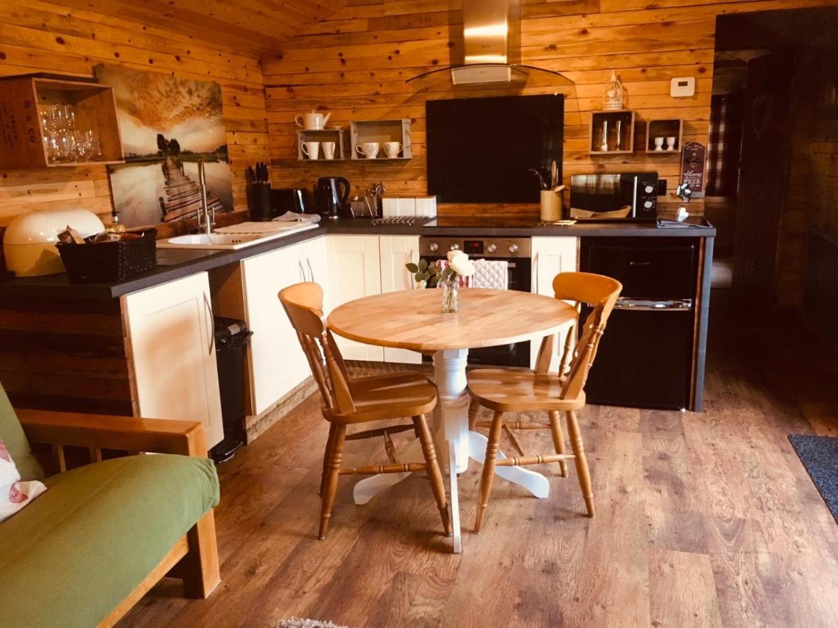 Sunset Cabin Mold Εξωτερικό φωτογραφία