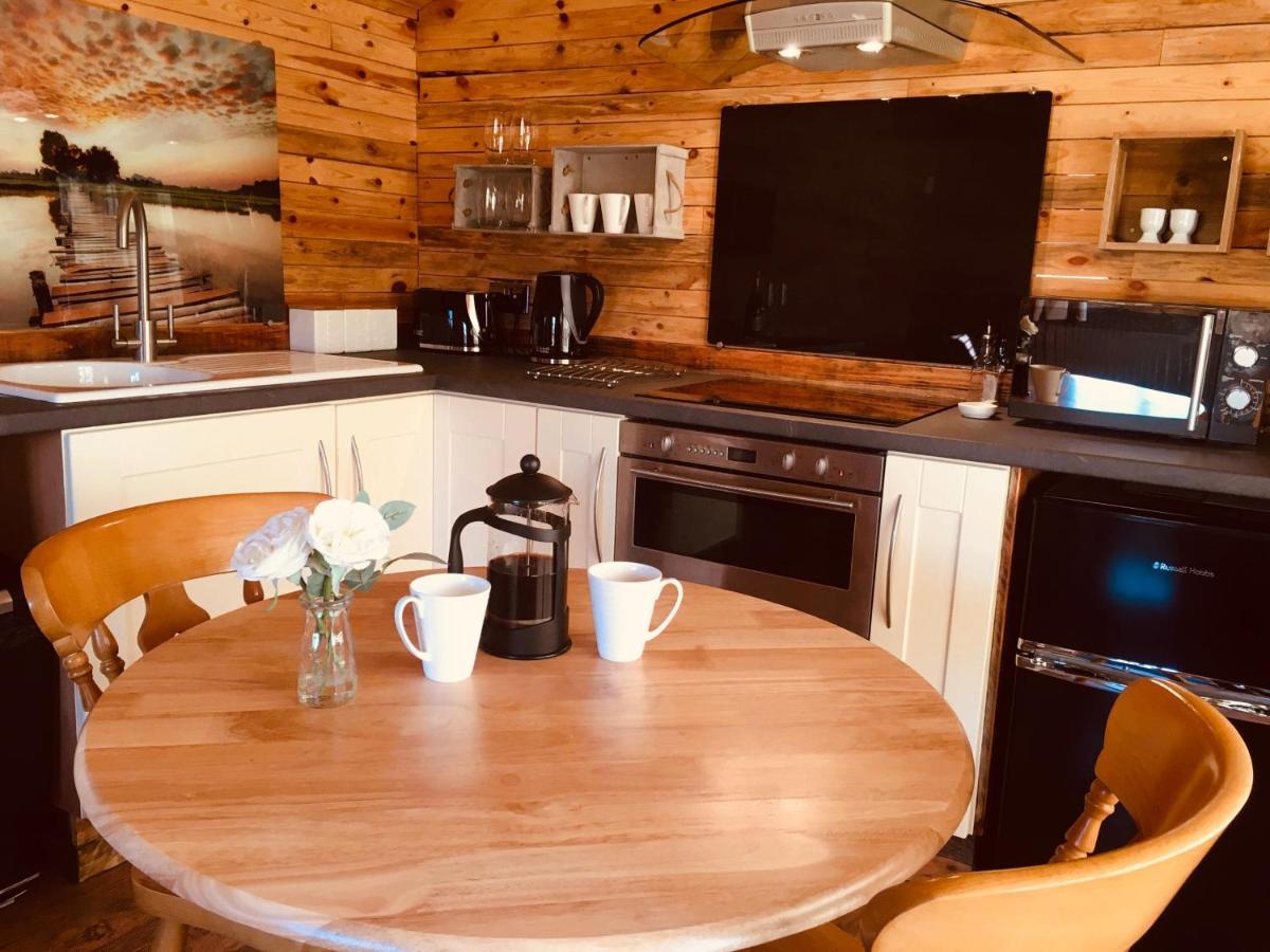 Sunset Cabin Mold Εξωτερικό φωτογραφία