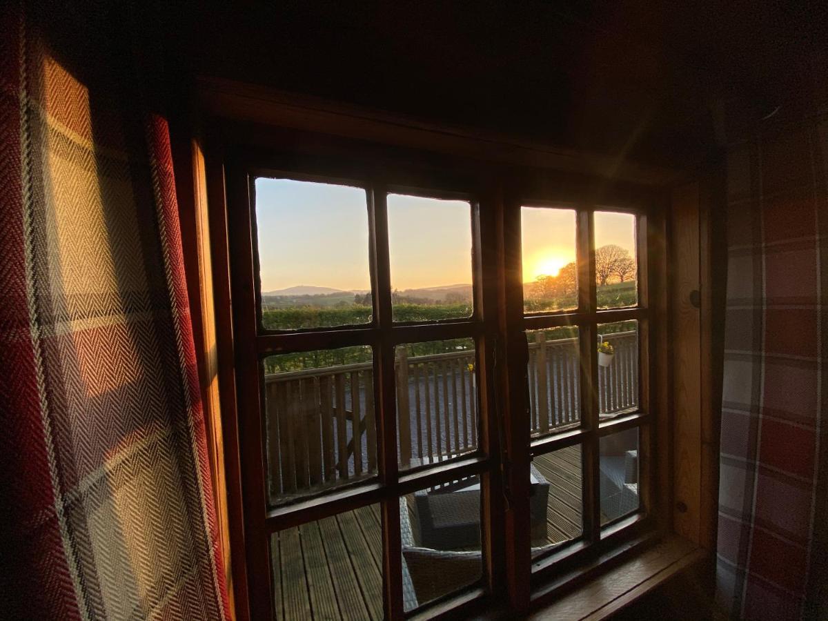 Sunset Cabin Mold Εξωτερικό φωτογραφία